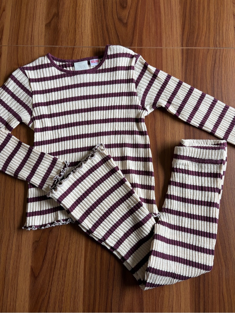 NWOT Zara 5Y Ribbed Maroon Striped Set